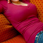 Pic of Chelsea Bell Sweater Cleavage Cosmid / Hotty Stop