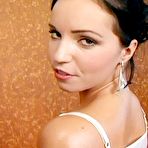 Pic of BigWetAsses.com Laura Lion 