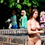 Pic of Nude in Public - Public Nudity - Naked In Public - Outdoor - Exhibtionism - Flashing - NIP-Activity.com