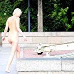 Pic of Nude in Public - Public Nudity - Naked In Public - Outdoor - Exhibtionism - Flashing - NIP-Activity.com