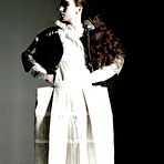 Pic of Elizabeth Jagger sexy and braless scans from mags