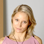 Pic of Leticia in Hungary for the booty!