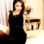 Pic of Alexis Love: Alexis Love poses in her... - BabesAndStars.com