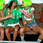 Pic of Зелёные тёлки - порно фото на ШпилиВили