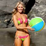Pic of Gretchen Rossi sexxy in bikini on the beach