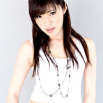 Pic of Sexy Japanese model Yurikawa Sara posing in high heels