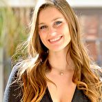 Pic of Curvy Doll Shows Shaved Pussy