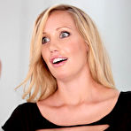 Pic of Jenna Bentley deep cleavage and side of boob