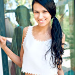 Pic of Alecto Shows Off her Firm Booty