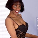 Pic of Black woman Rachel masturbates