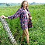 Pic of Wild Eva - In a Field - Pmates Beautiful Girls!