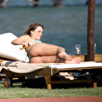 Pic of Lola Ponce caught on bikini on the beach