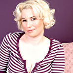 Pic of Naughty Mag - How she likes to fuck - Goldie Ray (66 Photos)