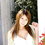 Pic of Little Bush @ AllGravure.com