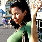 Pic of MilfsWildHoliday.com