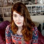 Pic of Zoe Fletcher Peacocking | Zishy Picture Galleries