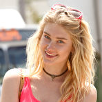 Pic of Lyndie Brittain in Friendly Creatures by Zishy | Erotic Beauties