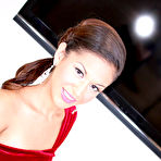 Pic of Latina gadget Ariana Fox beads pussy and mouth lips on the sticking dick