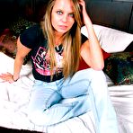 Pic of Welcome to Cosmid - Sexy Amateurs, Busty Amateurs, Professional Photographers