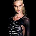 Pic of Rosie Huntington-Whiteley legs & pokies runway shots