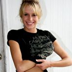 Pic of Amateur gadget Mary Jane feels happy when masturbating and bringing cock to orgasm