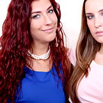 Pic of LezKiss - Girls Kissing