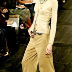 Pic of Yfke Sturm various sexy runway photos