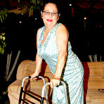Pic of This mature like to fuck with black guys - Fuckingnylon.com