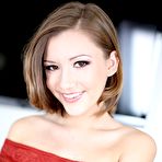 Pic of Perky amateur Riley Mae makes debut at Amateur Allure
