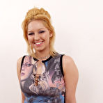 Pic of Shira in Shira in thick women