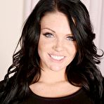 Pic of Busty Babe With Freckles Emma Leigh