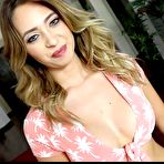 Pic of Quinn Wilde gives an awesome mouth fuck Video - Porn Portal