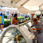 Pic of Nude in Public - Public Nudity - Naked In Public - Outdoor - Exhibtionism - Flashing - NIP-Activity.com