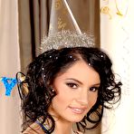 Pic of Lucy Belle in Champagne and cream!