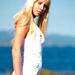 Pic of Playing in the water while posing nude - Fappers