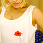 Pic of Beautiful teen model strips her vest and moves her panties aside exposing her pinky (preview pictures)