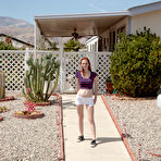 Pic of Dee Dee Lynn Atomic Golf
