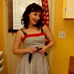 Pic of  Leggy stocking girls in full fashioned stockings