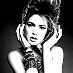 Pic of Doutzen Kroes black-&-white sexy photos