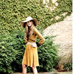 Pic of Elle Macpherson sexy and topless posing photos