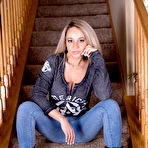 Pic of Nikki Sims Stairs Tits and Ass - Bunny Lust