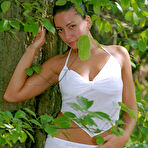 Pic of Hottie In The Woods