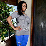 Pic of Sonia Roxxx in Sonia Roxxx in black women