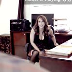 Pic of Isis Love Holds Out | iMILFs