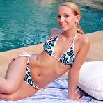 Pic of Bikini Babe Fingers Poolside