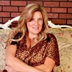 Pic of Chubby Loving - Huge Tits Mature Blonde Fatty Deedra Rae Spreading