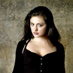 Pic of Phoebe Tonkin sexy in bikini photoshoot