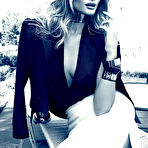 Pic of Rosie Huntington-Whiteley two sexy photosets