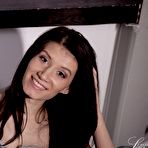 Pic of DDGBabes.net: Look at Lilli-001