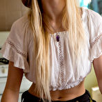 Pic of Lexi B in Meaty Lips by Abby Winters (16 photos) | Erotic Beauties